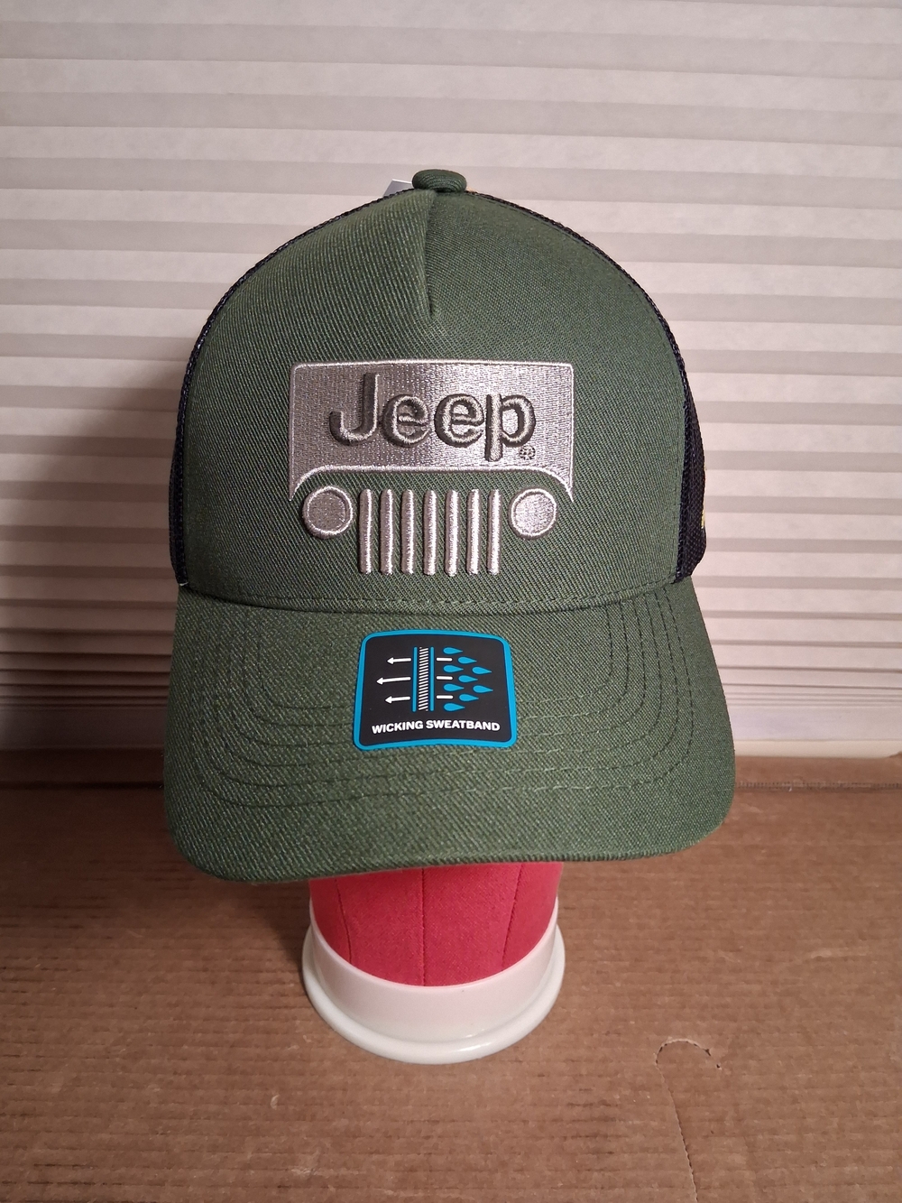 Jeep Olive Green Trucker Hat with Mesh Back-Adult-Adjustable-Embroidered